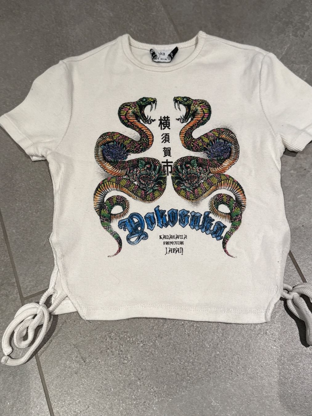 Bershka T-shirts: BERSHKA- Damen TSHIRT bauchfrei Gr. S – D'occasion à Amriswil par used2use