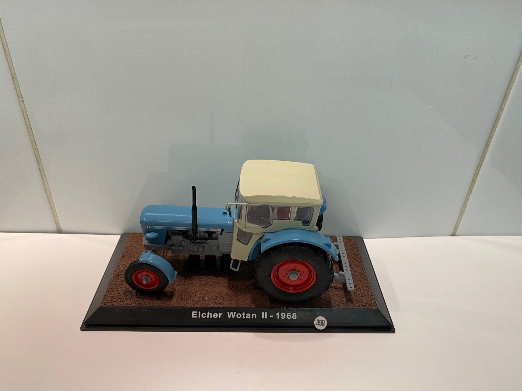 Kit di modellismo & Modellini statici: Traktor Eicher Wotan II 1968 1-32 185 – Nuovo e nell'imballaggio originale da Stäfa venduto da thebrand 7