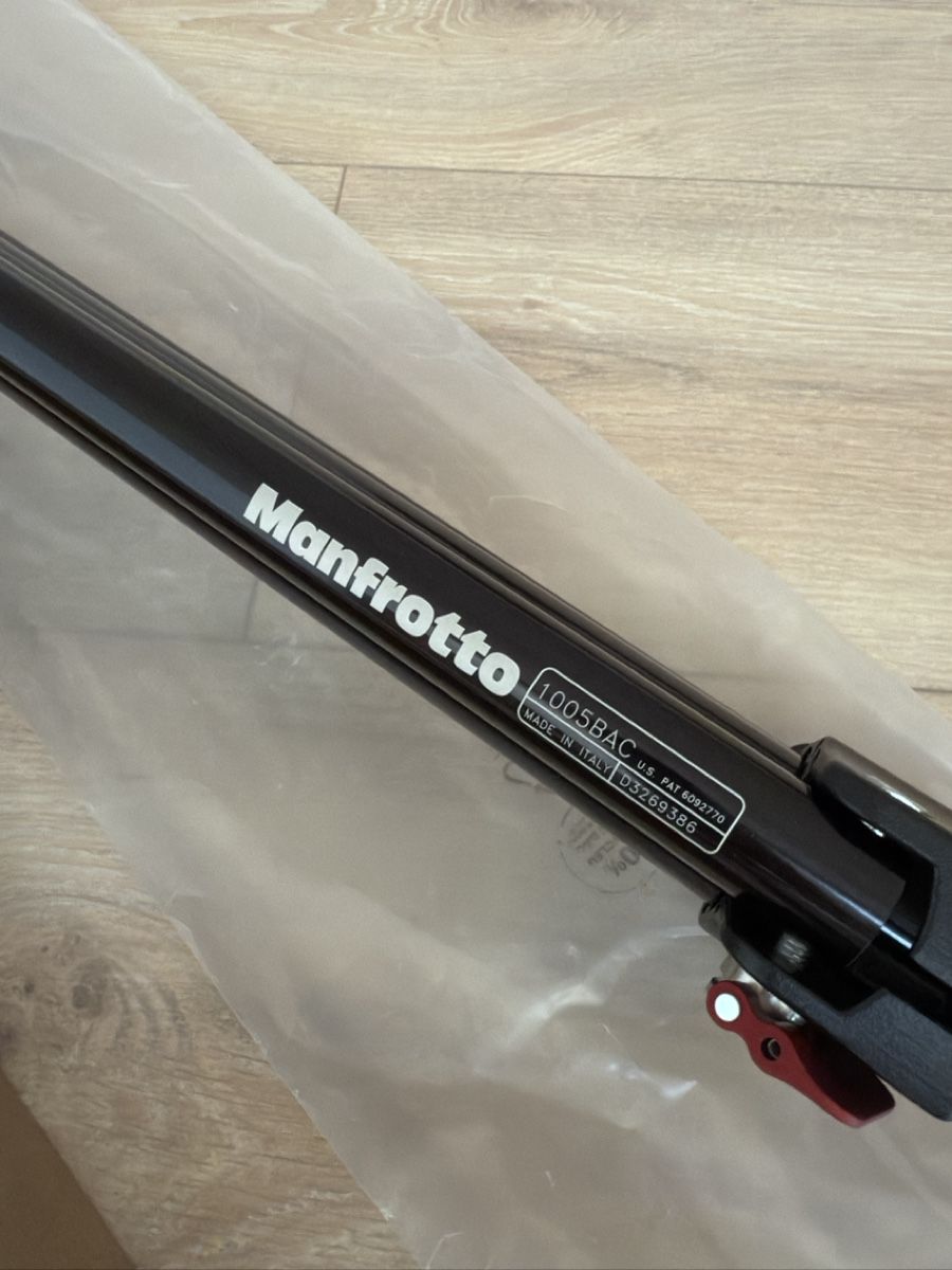 Manfrotto Treppiedi & Teste: Manfretto 1005BAC Ranker Blitzstativ, Neu – Nuovo e nell'imballaggio originale da Sarmenstorf venduto da Nathaliie_21 1
