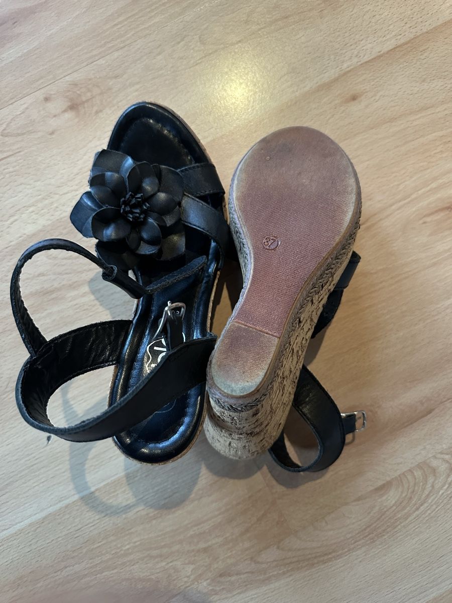 Damenschuhe: Sommerschuhe Keil – Gebraucht aus Windlach von Joice14 2