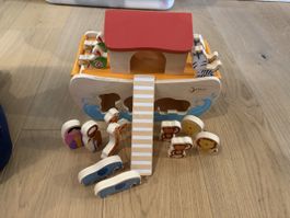 Holz Arche Noah mit Tieren - tolles Spielzeug, NEUWERTIG!