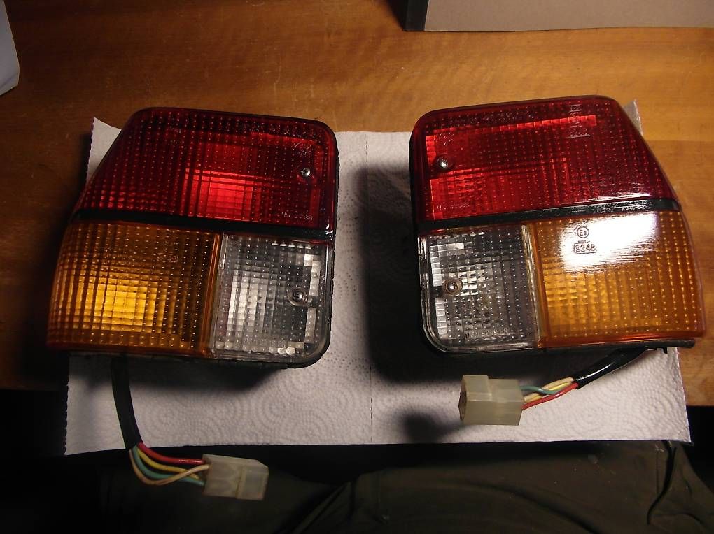 Tutti pezzi di ricambio auto: Rücklichter Alfa-Rome-Alfasud – Usato da Biberen venduto da Hup47