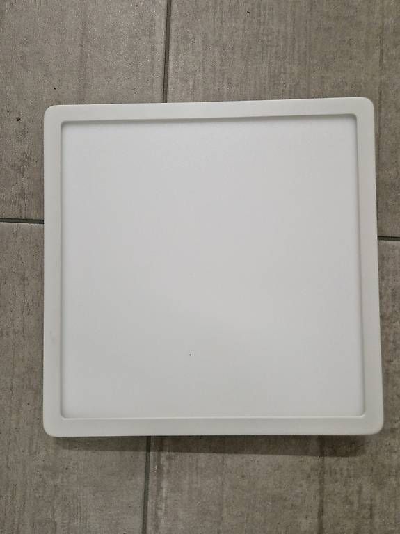 Lustres & lampes de plafonds: Vendo vari lampadari LED – D'occasion à Giubiasco par BizzaJ99 2