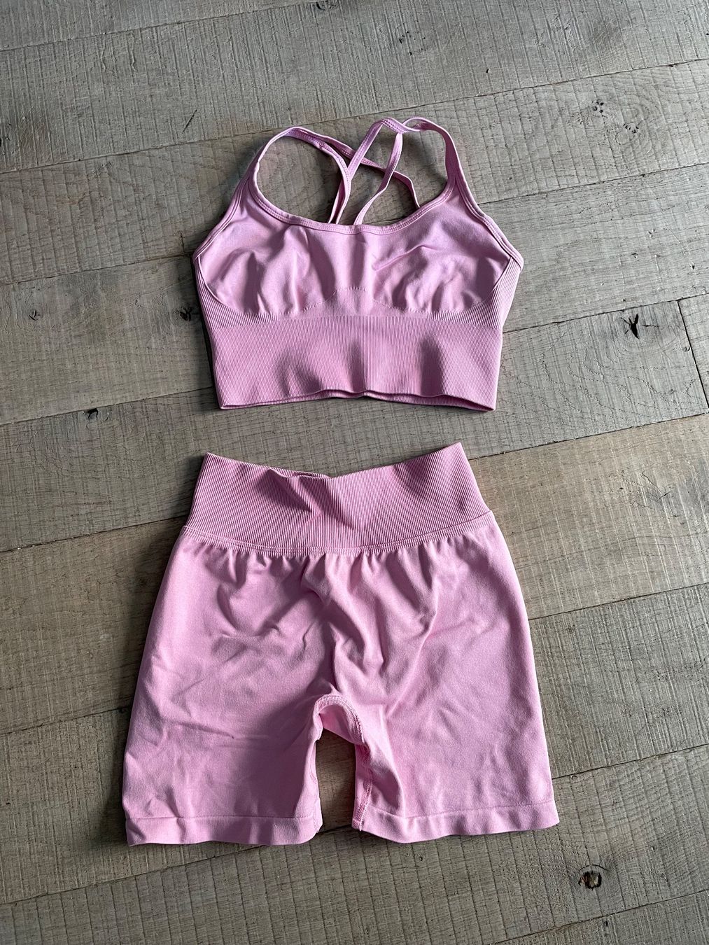 Teveo Lotti di vestiti: Teveo Statement Sportset – Usato da Bonstetten venduto da Pina15 1