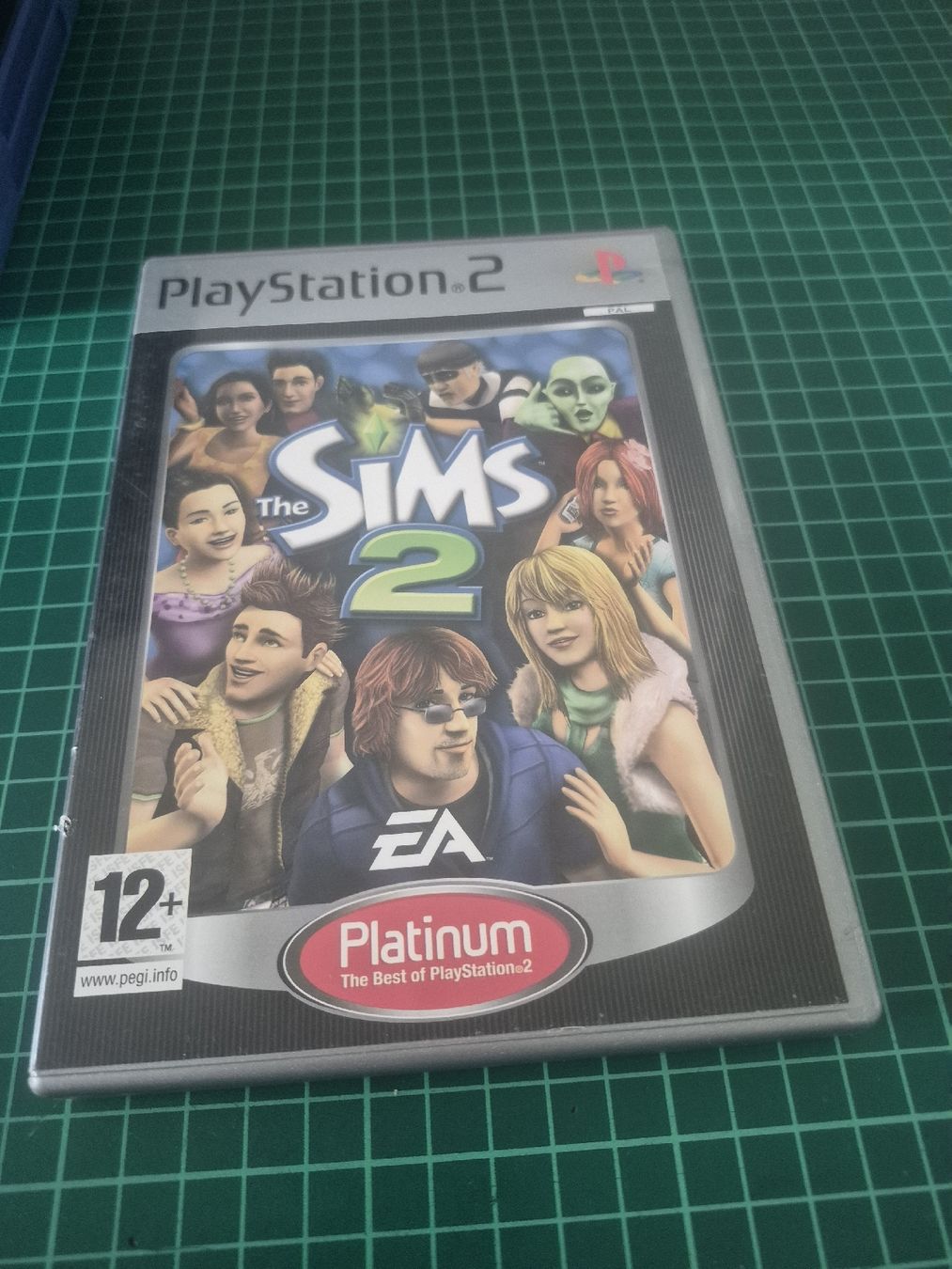 Sony Giochi: The Sims 2 Platinum Edition Playstation 2 game – Usato da Meyrin venduto da Retro-GZ
