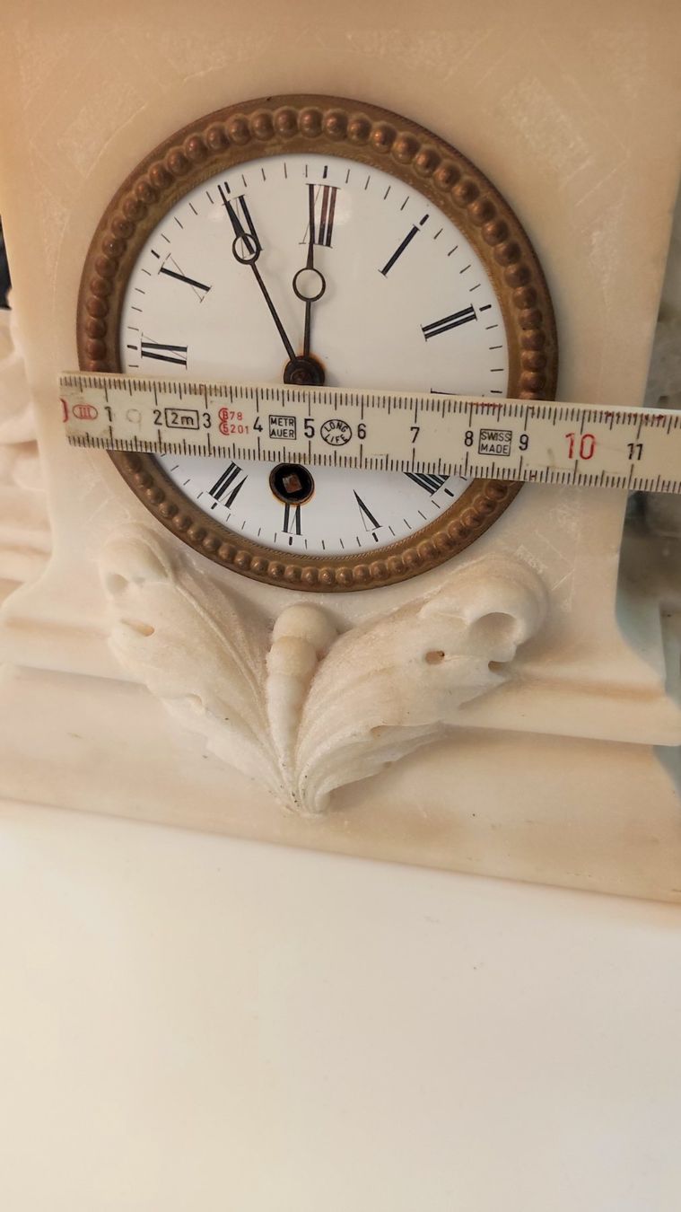 Orologi da terra & Orologi da parete: Antike Marmoruhr mit Fischfigur – Usato da Stäfa venduto da modeflash 9