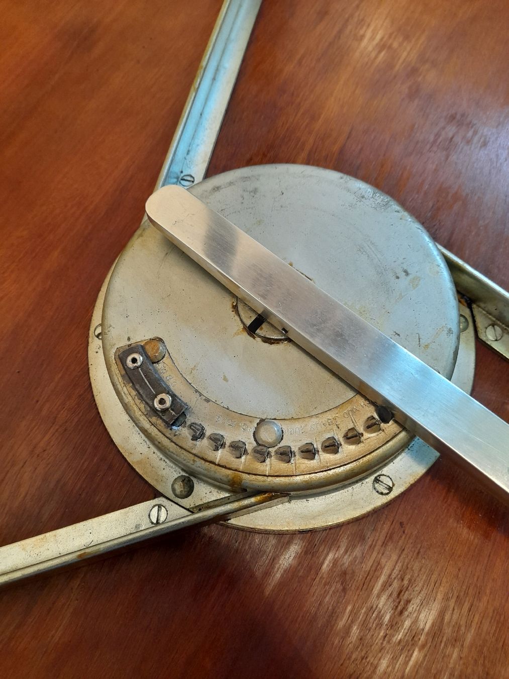 Tavoli: Jürg Bally  Ess/Tee Tisch  Klassiker Original Mid-Century – Usato da Haslen AI venduto da Vintagelix 7