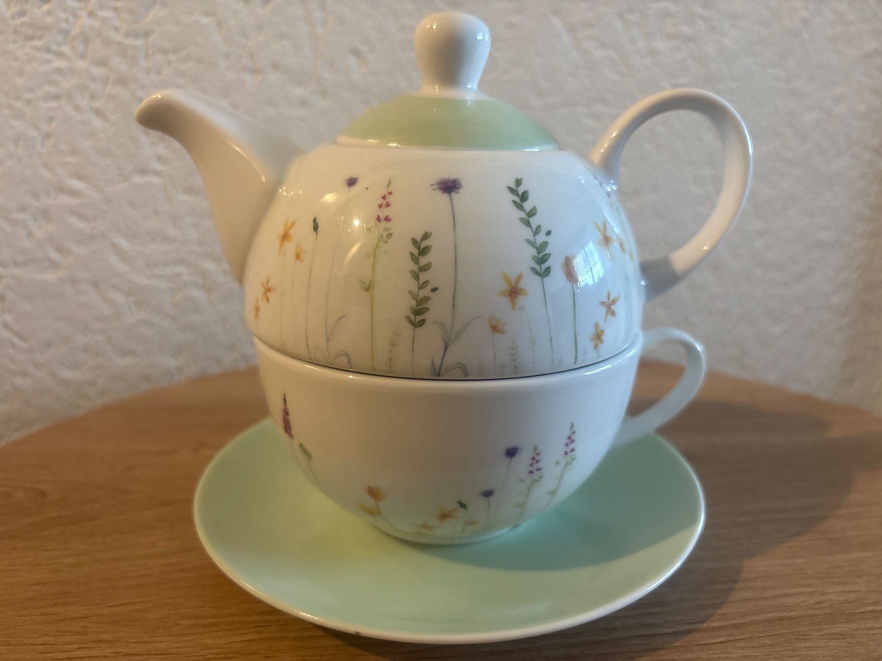 Teekannen: Teekanne mit Tasse – Gebraucht aus Aarwangen von kah_79t5