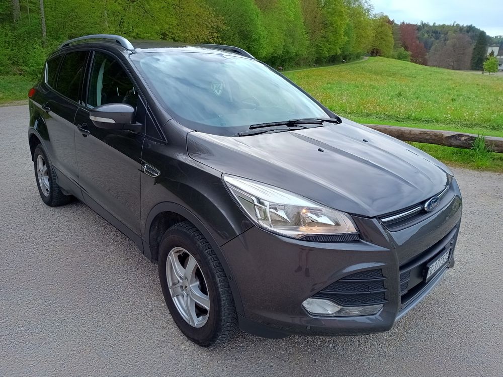 Ford Kuga 1.5 SCTi - 8-fach alu, Service gepflegt, sparsam