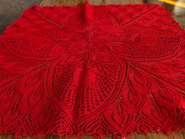Rote, gestrickte Tischdecke,Top!