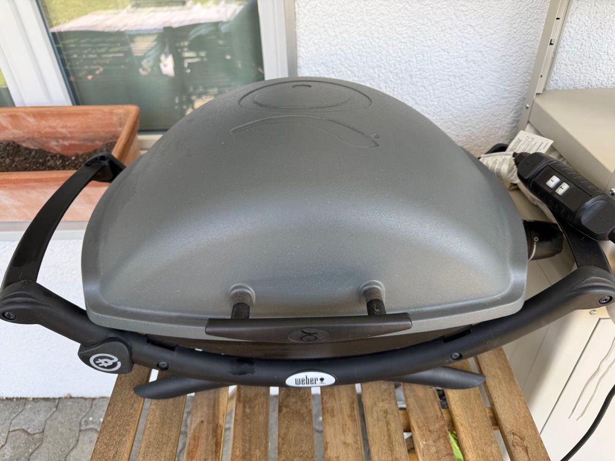 Weber Griglie: Weber Elektrogrill Q2400 – Usato da Fehraltorf venduto da byceline.
