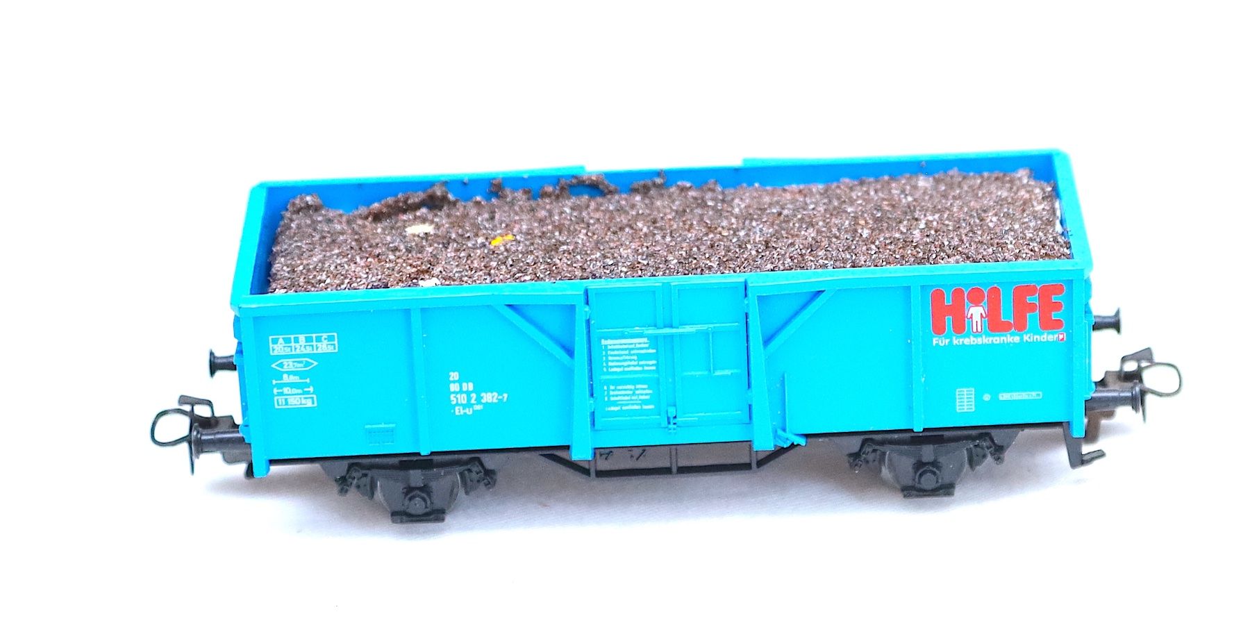 Märklin Modelleisenbahnen: Märklin ERSTE HILFEGÜTERWAGEN DER DB  - HO – Gebraucht aus Ipsach von locky55