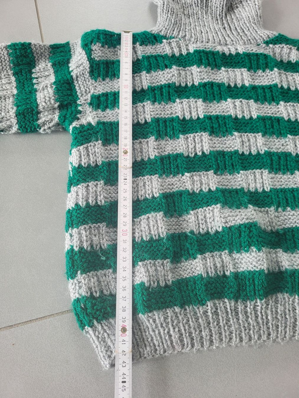 Maglioni & Felpe: Pullover Wolle selbstgestrickt gr. 104 110 116 – Usato da Boswil venduto da i12i 2