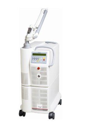 Attrezzature mediche: Laser Fotona QX MAX – Usato da Uznach venduto da lamelle1234