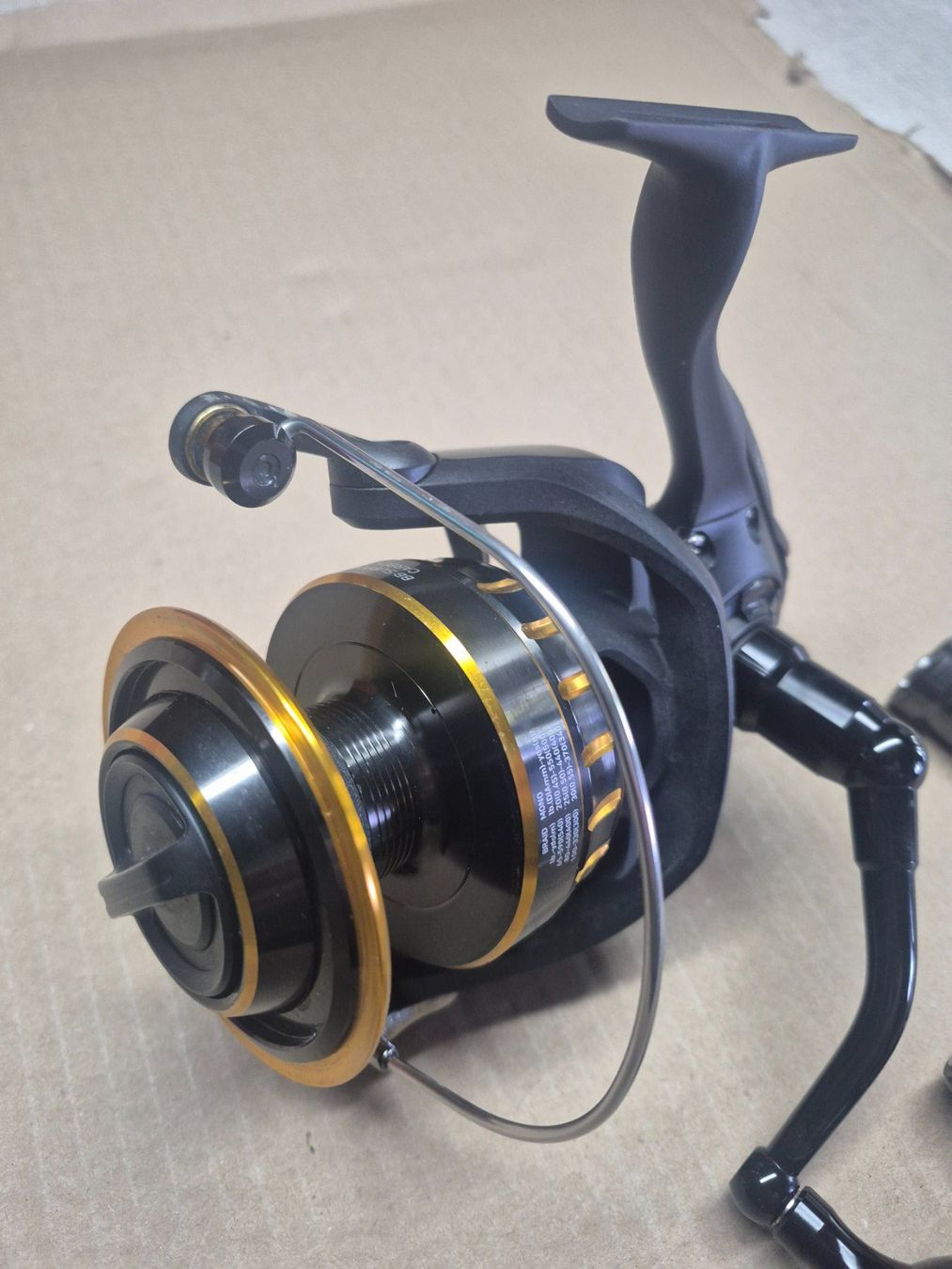 Daiwa Rollen & Spulen: Daiwa 8000BG mit Gomexus Power Kurbel – Gebraucht aus Bigenthal von FSB1 1
