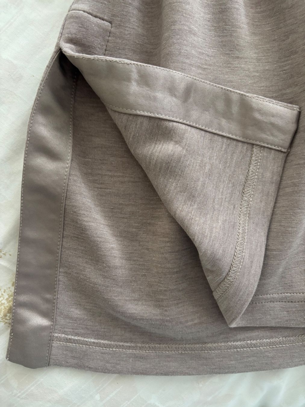 Maglioni & Felpe: Varley Athleisure Pullover – Nuovo e nell'imballaggio originale da Luzern venduto da Chiara.9 6