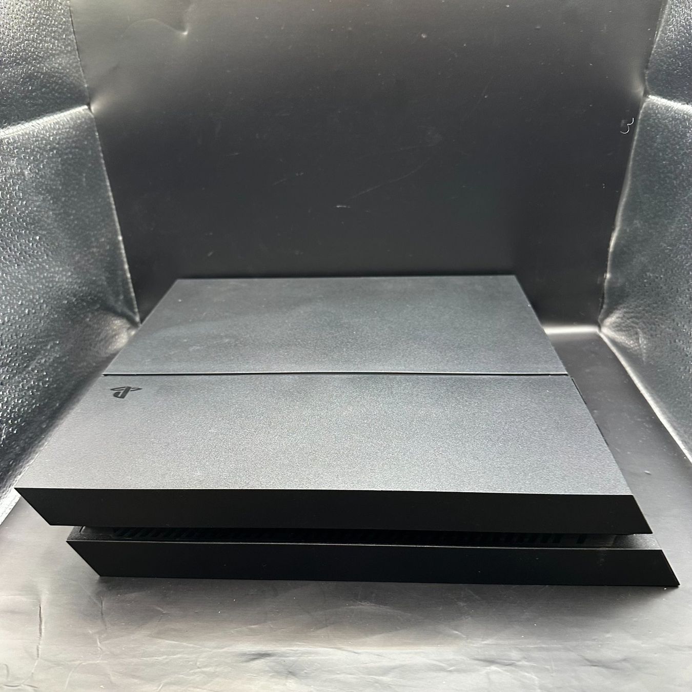 Sony Console: Playstation 4 Cuh-1216B Software: 12.02 – Usato da Düdingen venduto da Nerdworld 7