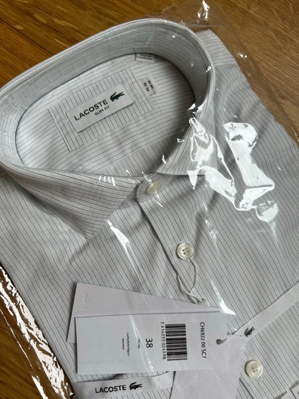 Lacoste Camicie: NEU Original Lacoste Hemd, Grösse S – Nuovo (secondo la descrizione) da Biel-Benken BL venduto da Aplus0 5