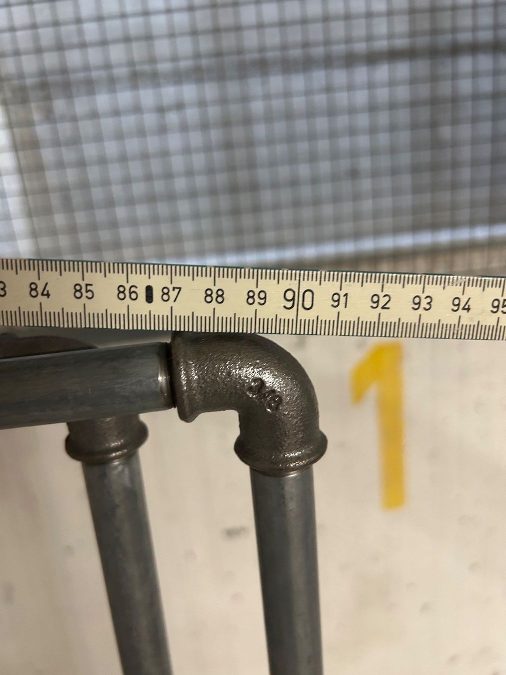 Altro in Decorazioni & Accessori: Kleiderständer Metall Rohre Industrial Look / Schwerlast – Usato da Uetikon am See venduto da Kirb82 1