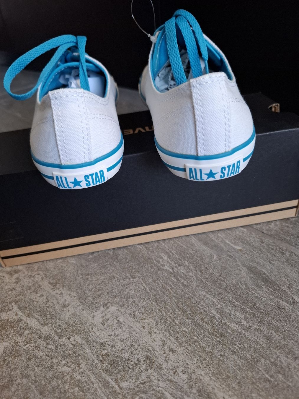Converse Scarpe da donna: Converse, 39, low Chuck, ungetragen – Nuovo e nell'imballaggio originale da Hurden venduto da Quadrille76 3
