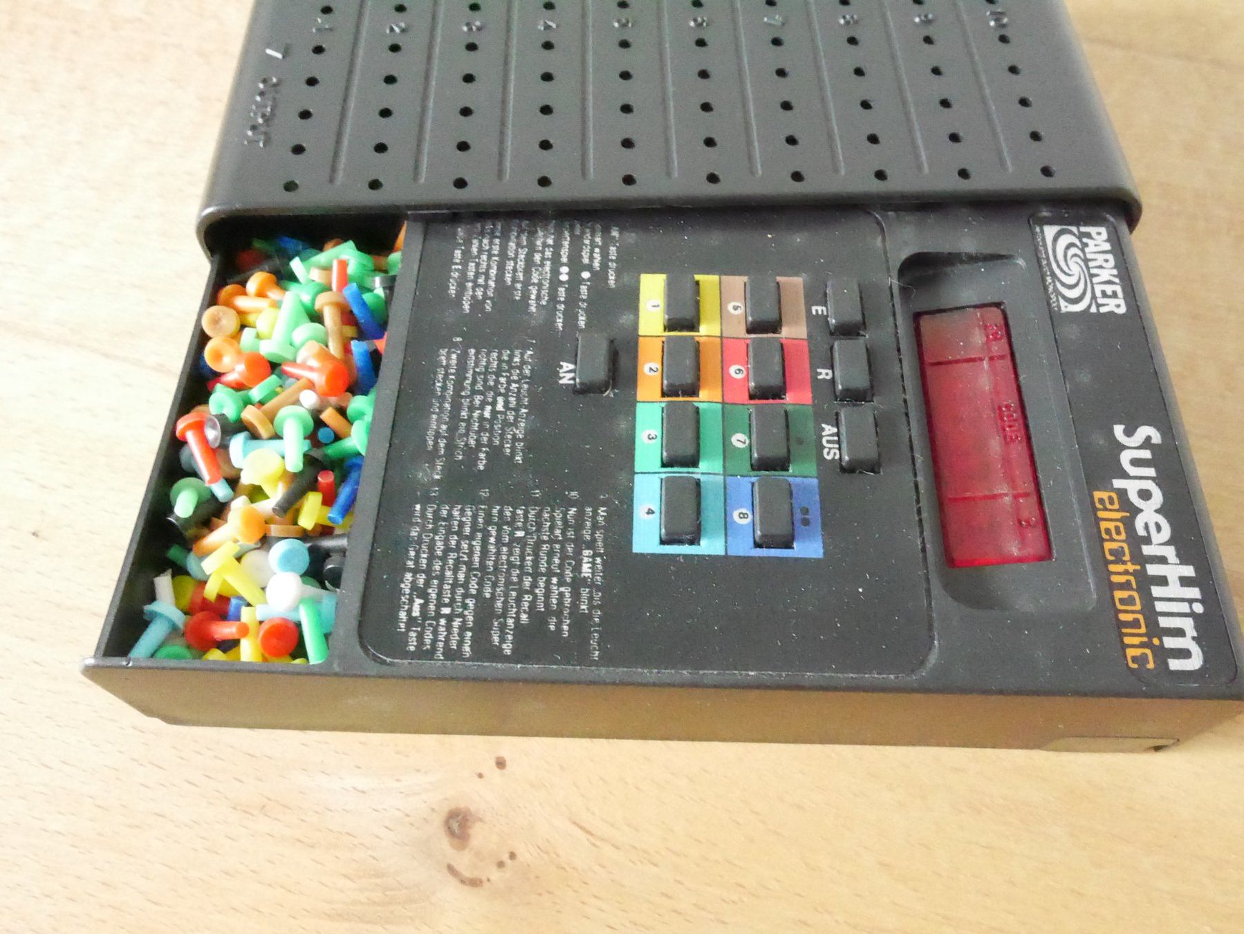 Parker Spiele: Parker Super Hirn Electronic - 1978 – Gebraucht aus Herzogenbuchsee von fuckjava 1