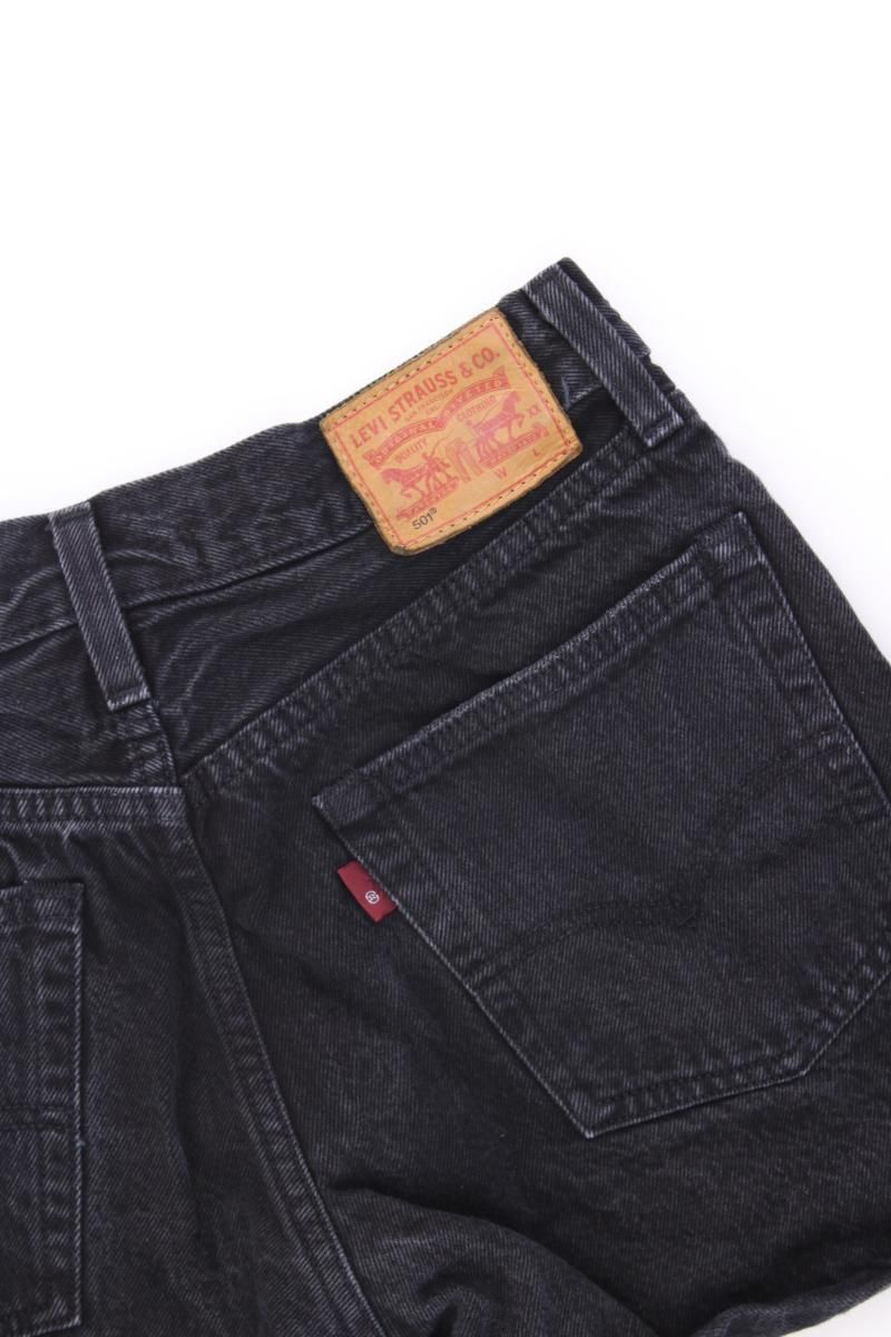Pantaloni: Levi's Jeansshorts Gr. W26 grau – Usato da Neustadt an der Waldnaab venduto da SecondLifeFashion 1
