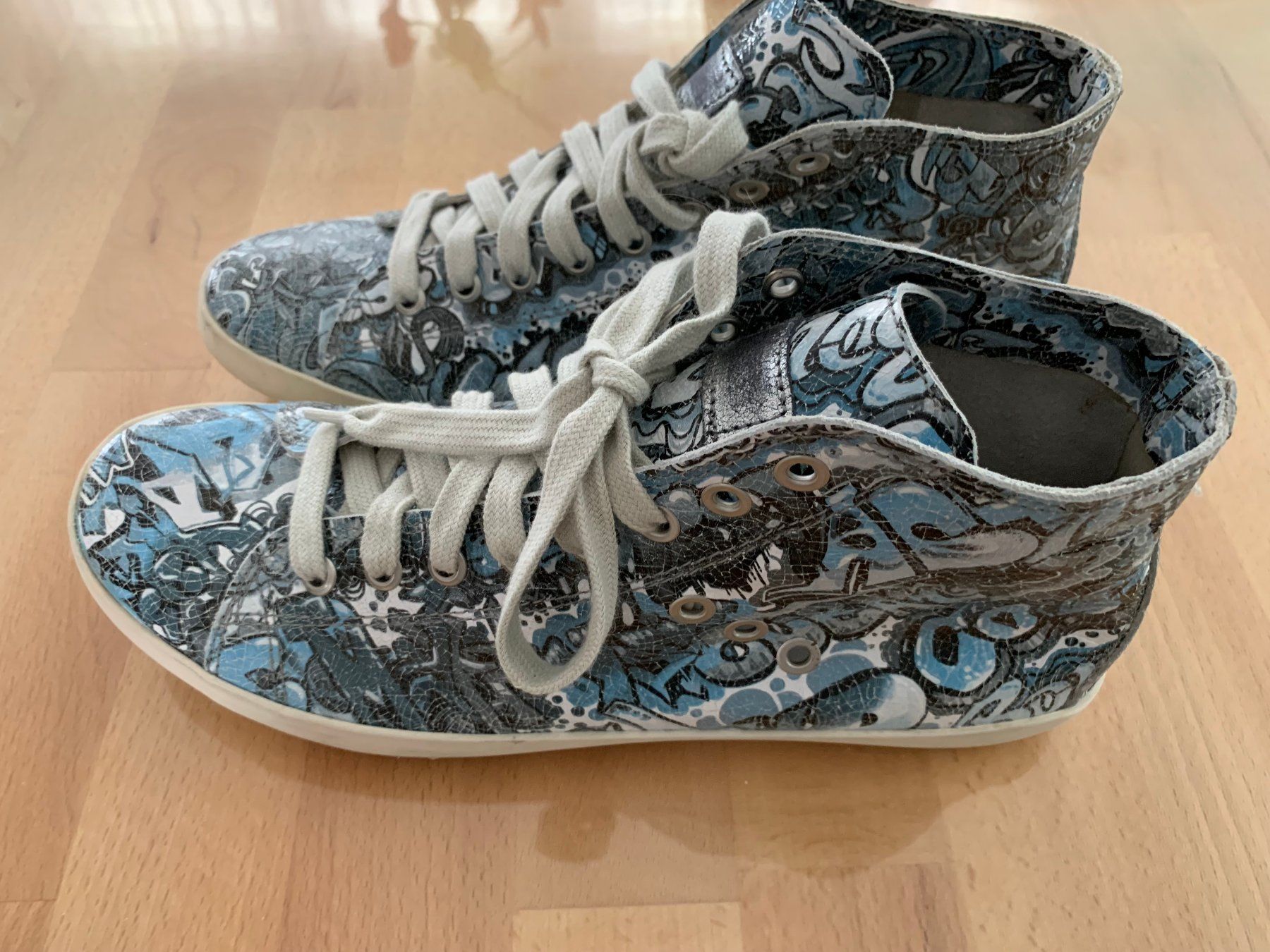 Scarpe da donna: Sneakers Grafiti Gr. 40 Leder – Nuovo e nell'imballaggio originale da Wetzikon ZH venduto da EvisStore 1
