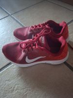 Nike Sneaker rot weiss Grösse 36 gebraucht, guter Zustand