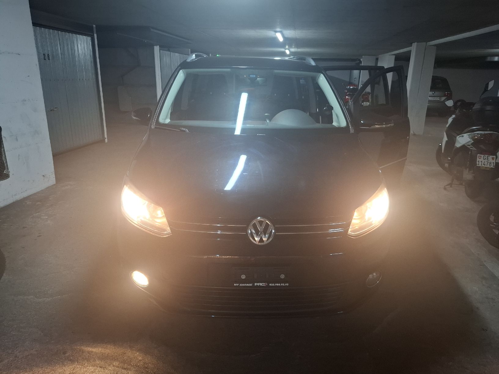 VW Autos: VW Touran 1.4 TSI – Gebraucht aus Genève von aab_mq9c 4