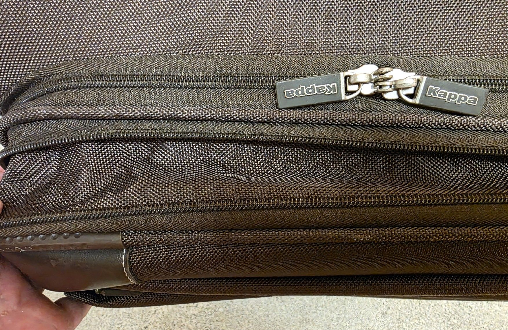 Kappa Reisekoffer: Brauner Kappa Rollkoffer  – Gebraucht aus Zell LU von claro62 8