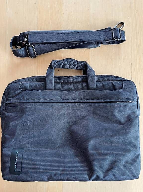 Tucano Borse: Tucano 15" Laptop Bag – Usato da Cugnasco venduto da malbeats