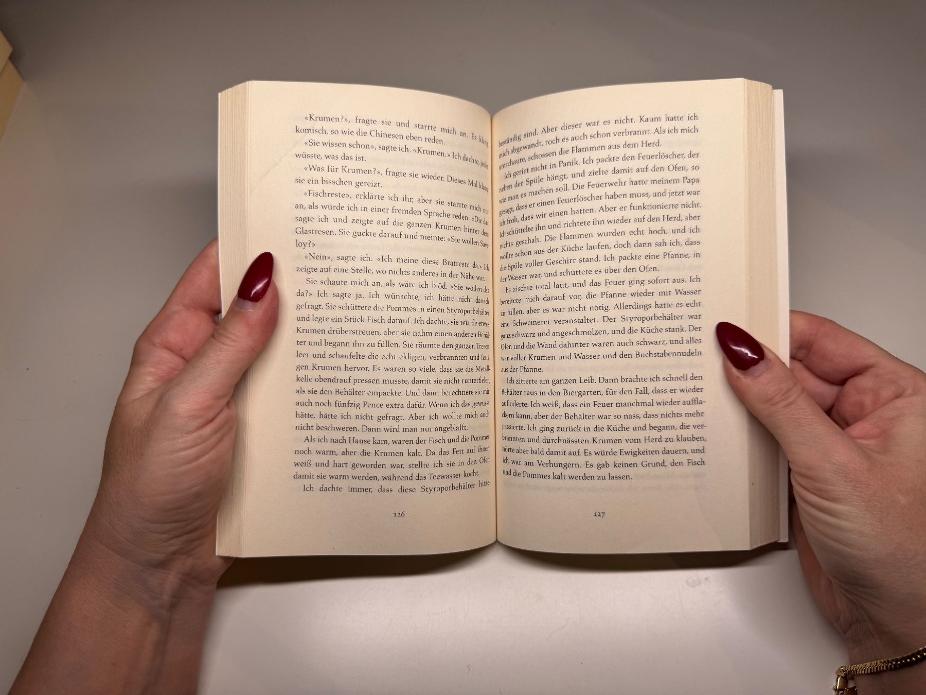 Libri: ROMAN: Simon Beckett, Tiere – Usato da Grosswangen venduto da Deutsche_Romane 6