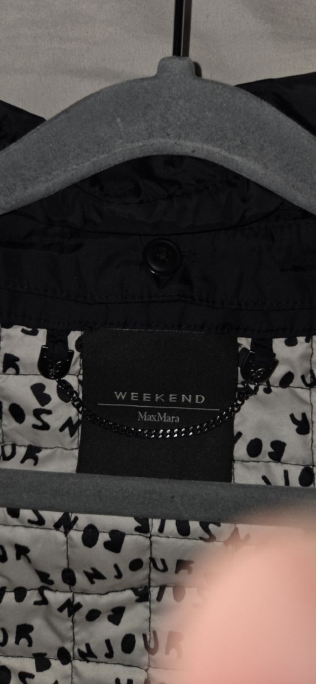 Max Mara Cappotti: Schwarze Steppjacke Weekend MaxMara Gr. 40/42  – Nuovo (secondo la descrizione) da Busswil BE venduto da Angy1974 5