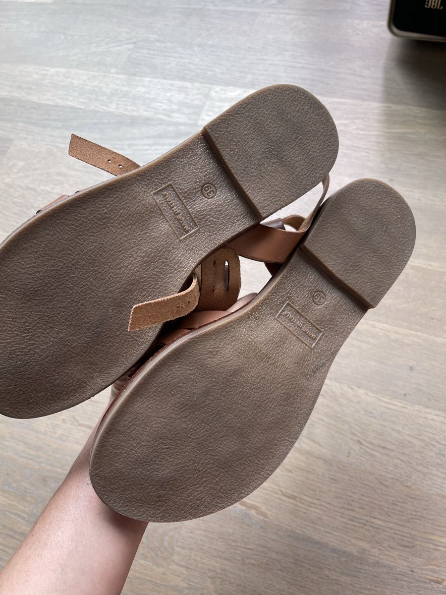 Scarpe da donna: Leder Sandale – Usato da Zürich venduto da favdiu11 2