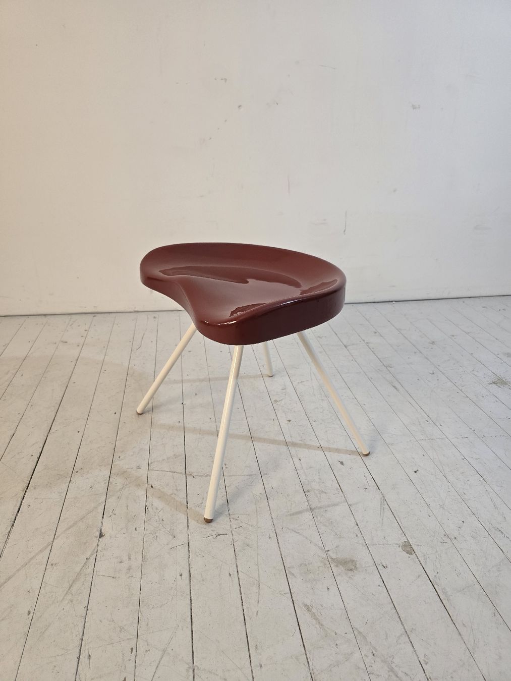 Vitra Hocker: Jean Prouve Stool – Neu (gemäss Beschreibung) aus Untersiggenthal von babette0815 1