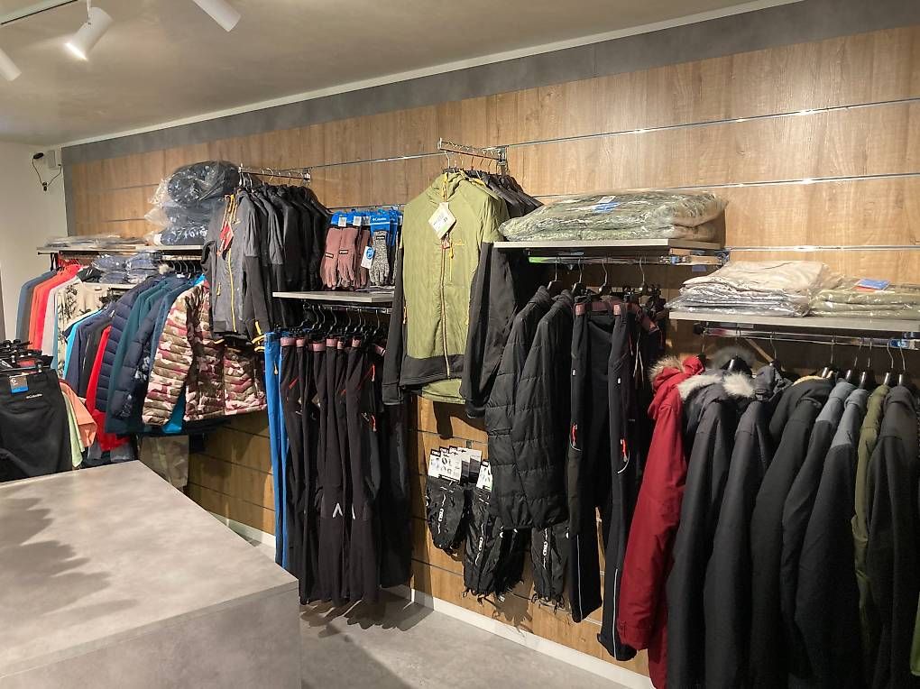 Kleiderpakete: Liquidazione diverso abbigliamento – Gebraucht aus Cadro von popovich 1