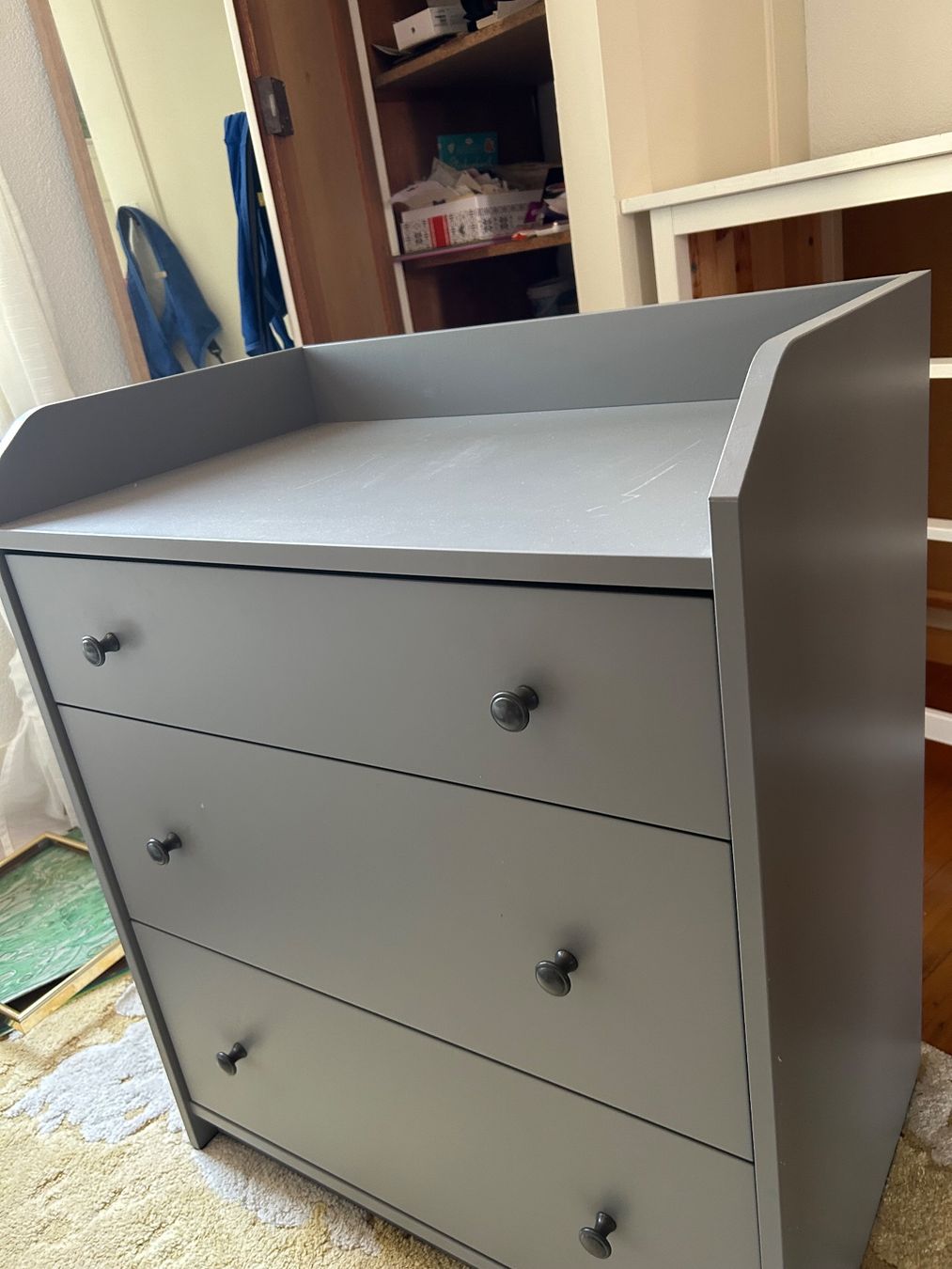 Ikea Commodes: Kommode Ikea mit drei Schubladen Hauga – D'occasion à Bern par yessicayessic 2