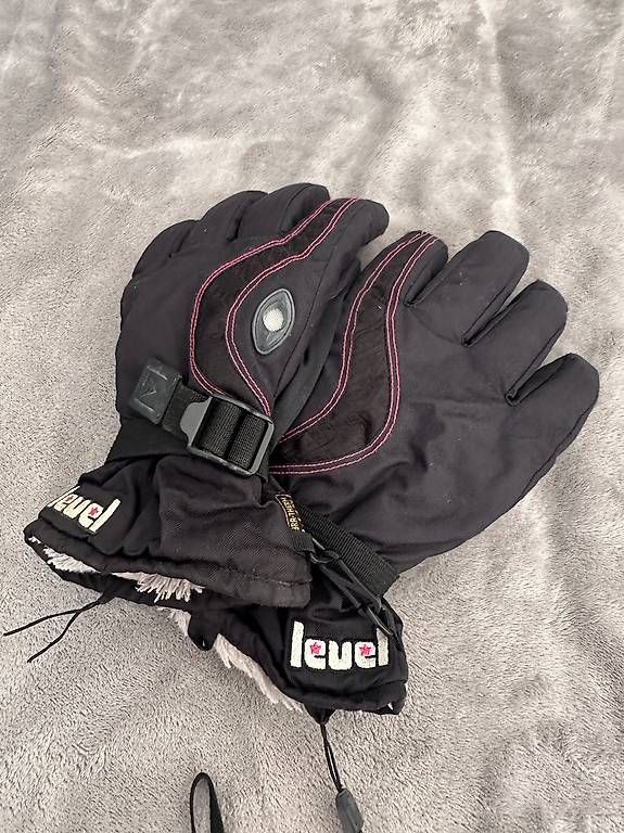 Guanti & manicotti: Skihandschuhe – Usato da Oberburg venduto da tamiara_2 3