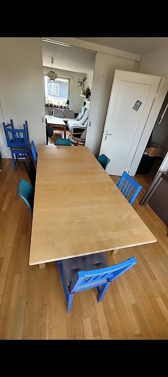 Tische: Ausziehbarer Esstisch- gebraucht – Gebraucht aus Allschwil von jan_m92d