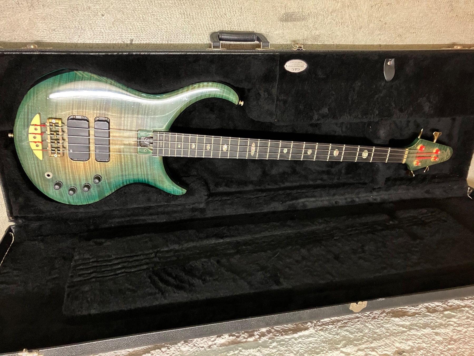 Strumenti musicali: Alembic E-Bass, costumn made – Usato da Zürich venduto da pino.zortea 3