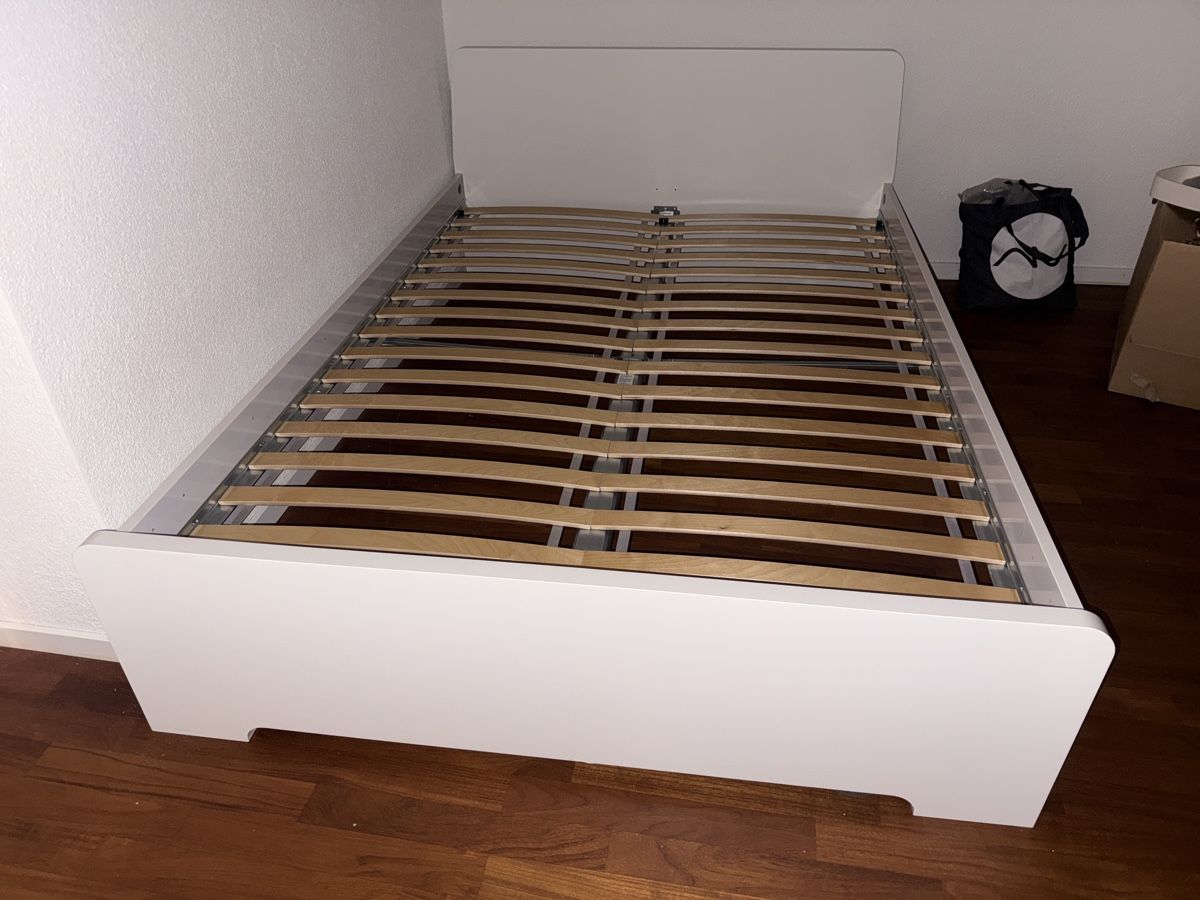 Ikea Betten: Ikea Bed frame 140x200 – Gebraucht aus Zürich von ele_x6kv 1