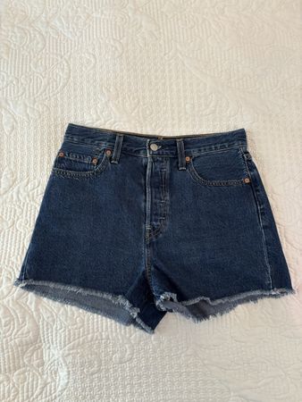 Levis Damen Jeans Shorts, Grösse 28