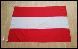 Nationalfahne Österreich (klein)