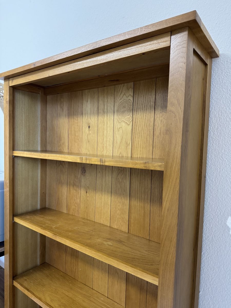 Regale: Bücherregal aus Holz in Eichenoptik – Gebraucht aus Binningen von mov_dd55 1