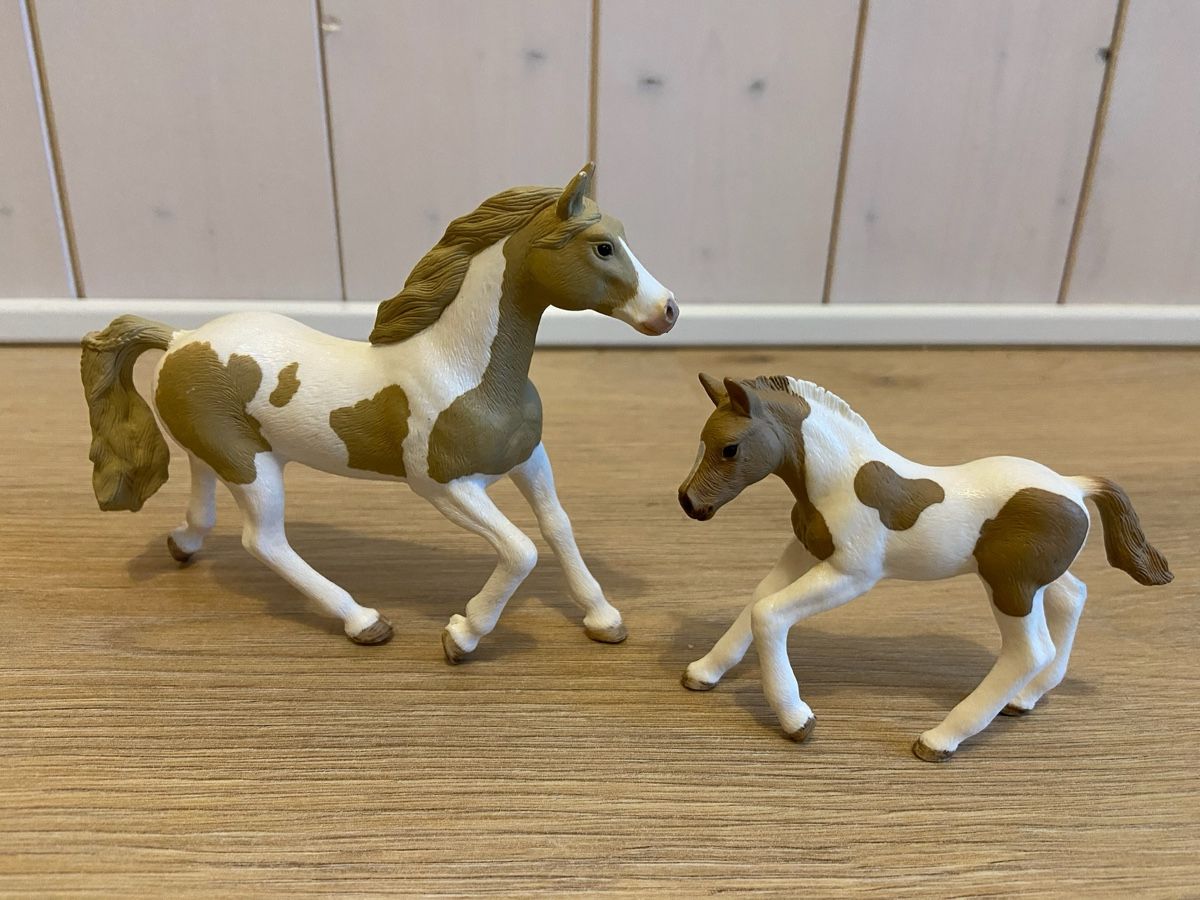 Schleich Jouets: Schleich Stute mit Fohlen – Neuf (Voir description) à Hausen am Albis par Hannavgr 1