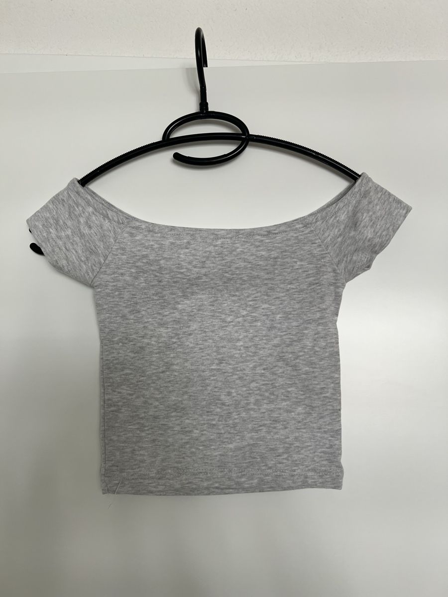 Pull&Bear Top: Graues schulterfreies Top – Usato da Dietikon venduto da Mischi2167