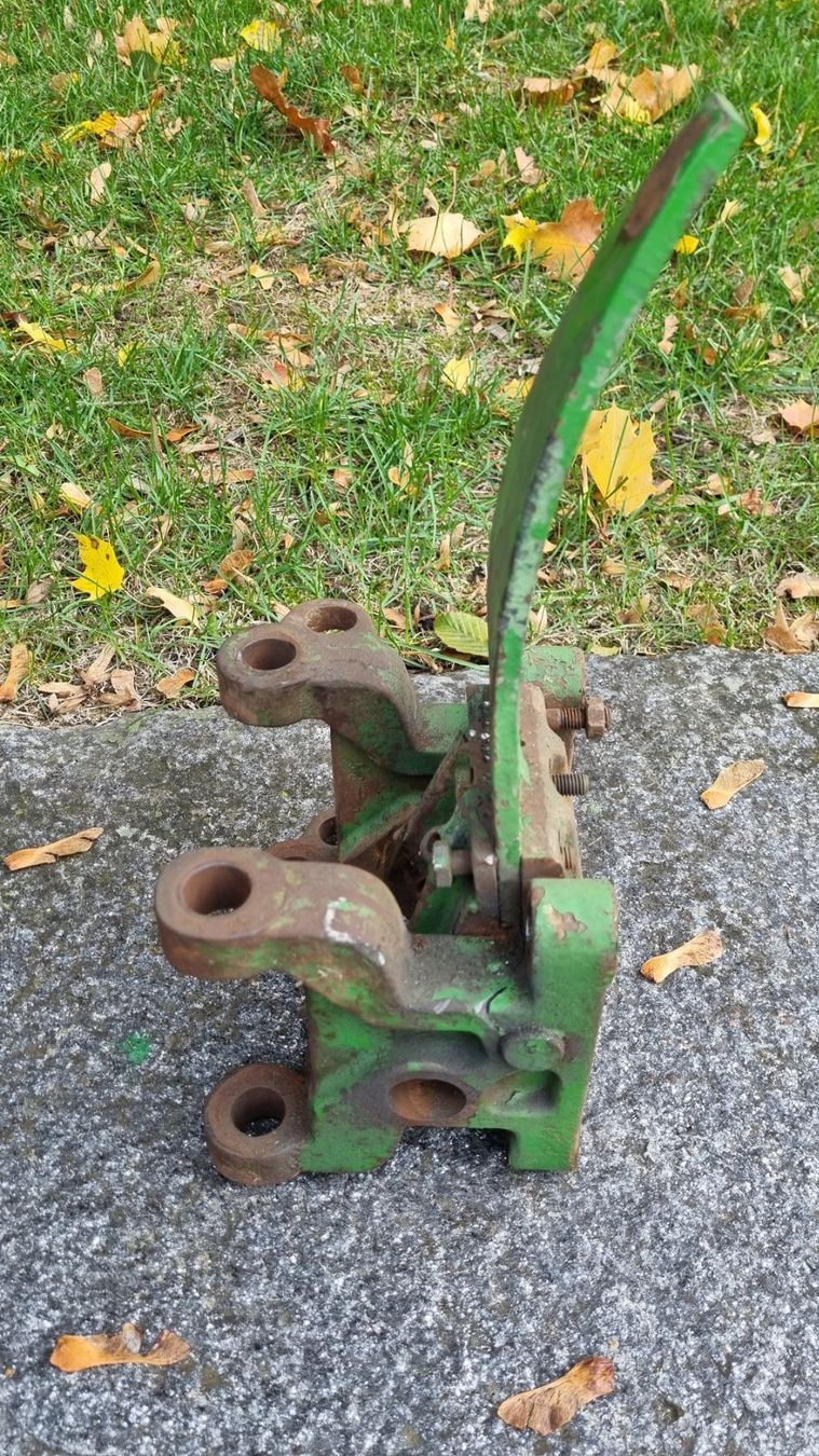 Accessori Trattori &Veicoli agricoli: Anhängebock John Deere Lanz – Usato da Triengen venduto da lise97 4