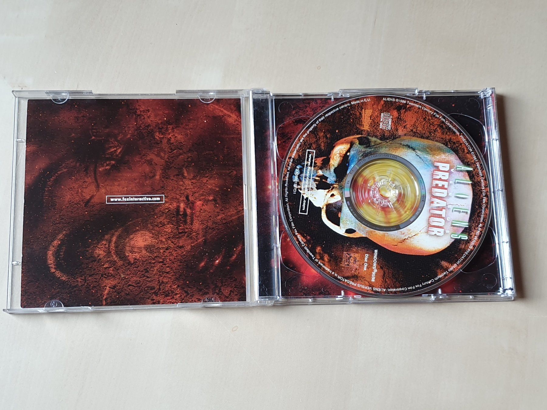 Spiele: Aliens vs Predator Win 95/98 – Defekt aus Stansstad von collectorsshop 2