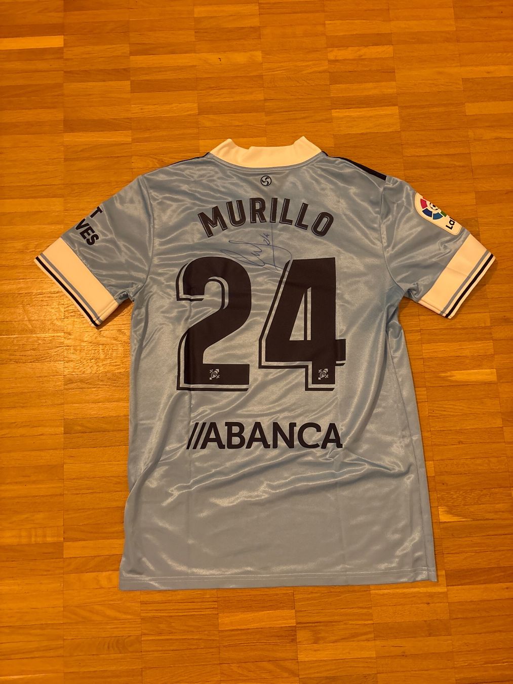 Leibchen & Hosen: Matchworn signed RC Celta Vigo Murillo with COA – Gebraucht aus Castione von REER