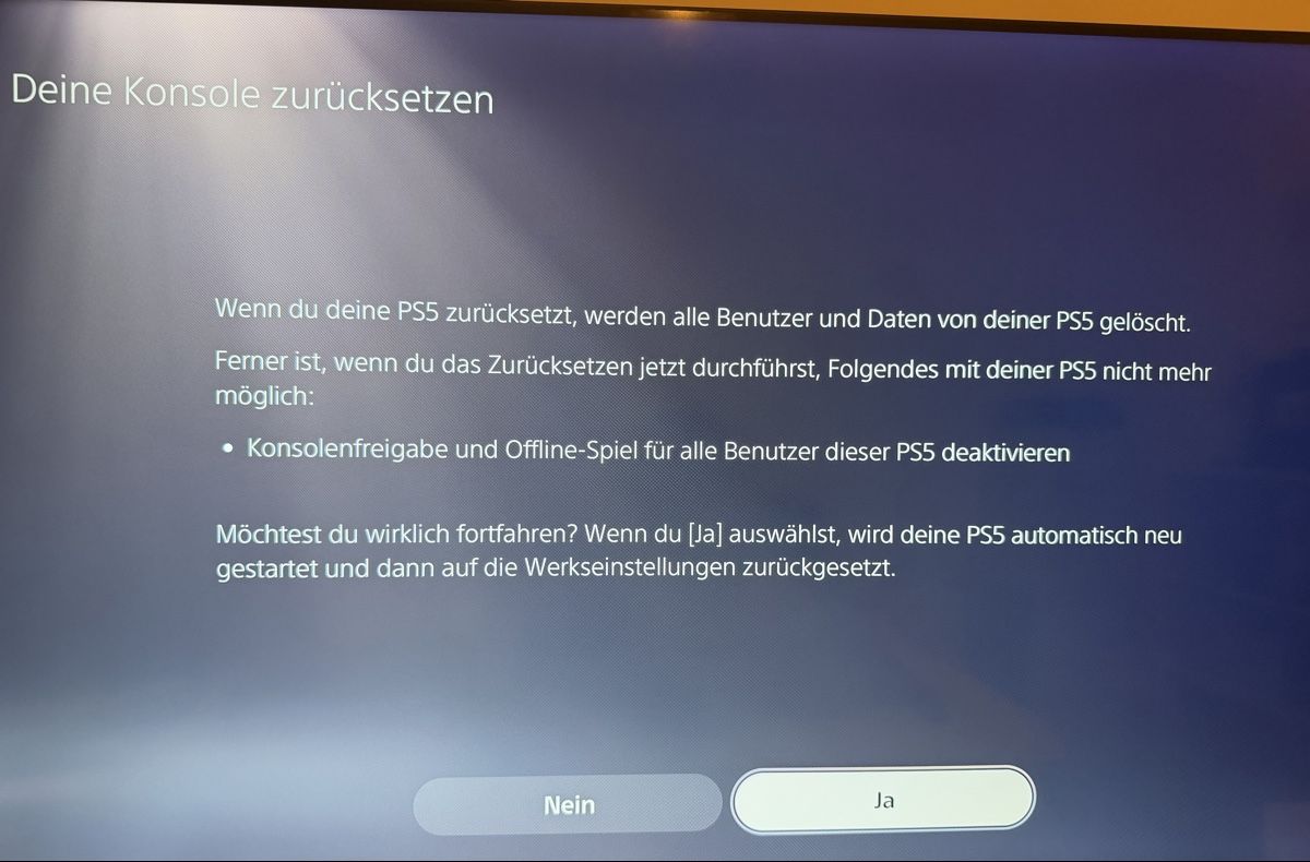 Sony Consoles: PS5 Disc Version gebrauchter guter Zustand – D'occasion à Zürich par MrMoet88 2